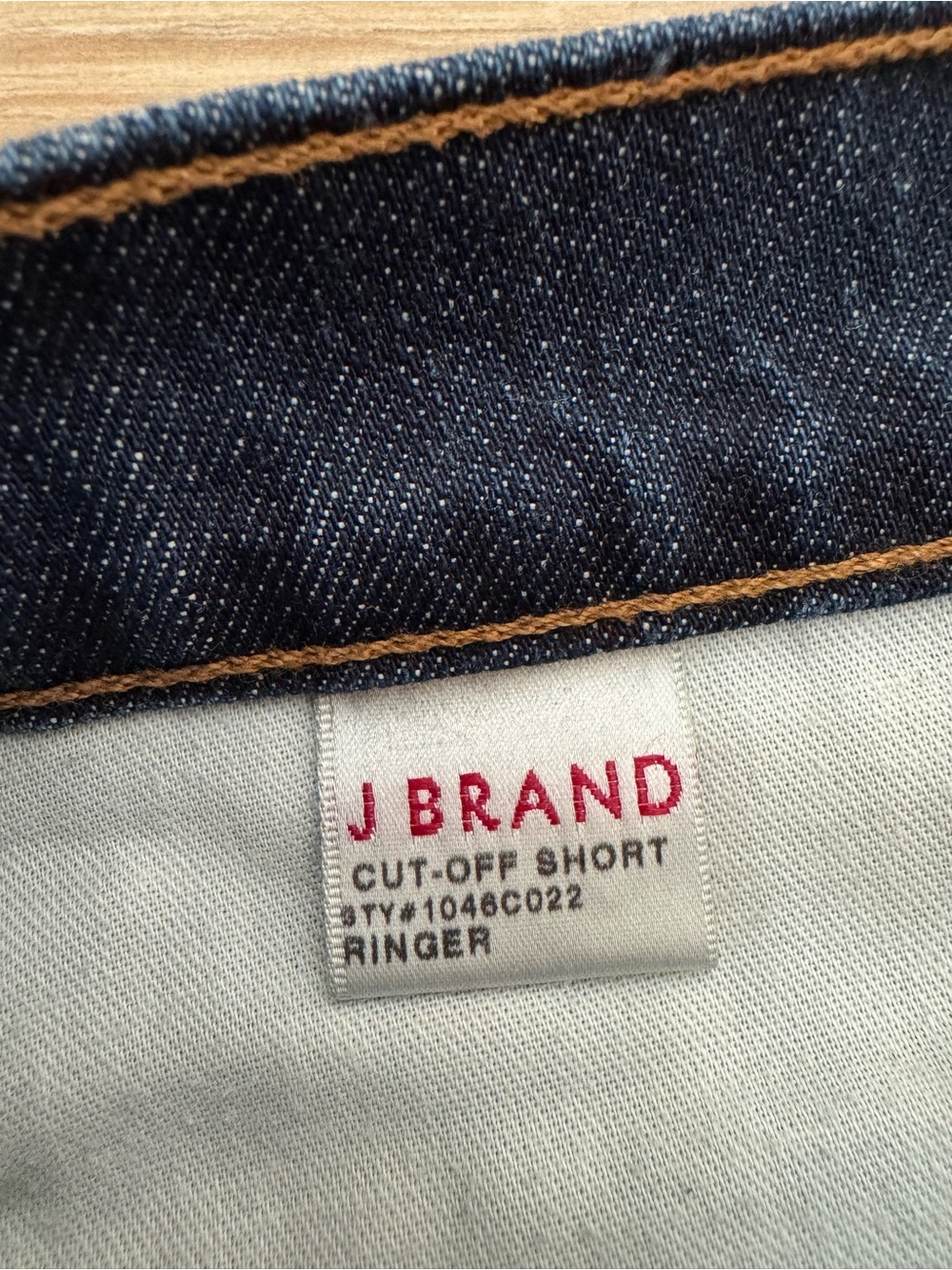J Brand Cut-Off Short Ringer Size 28 - Picture 4 of 11
